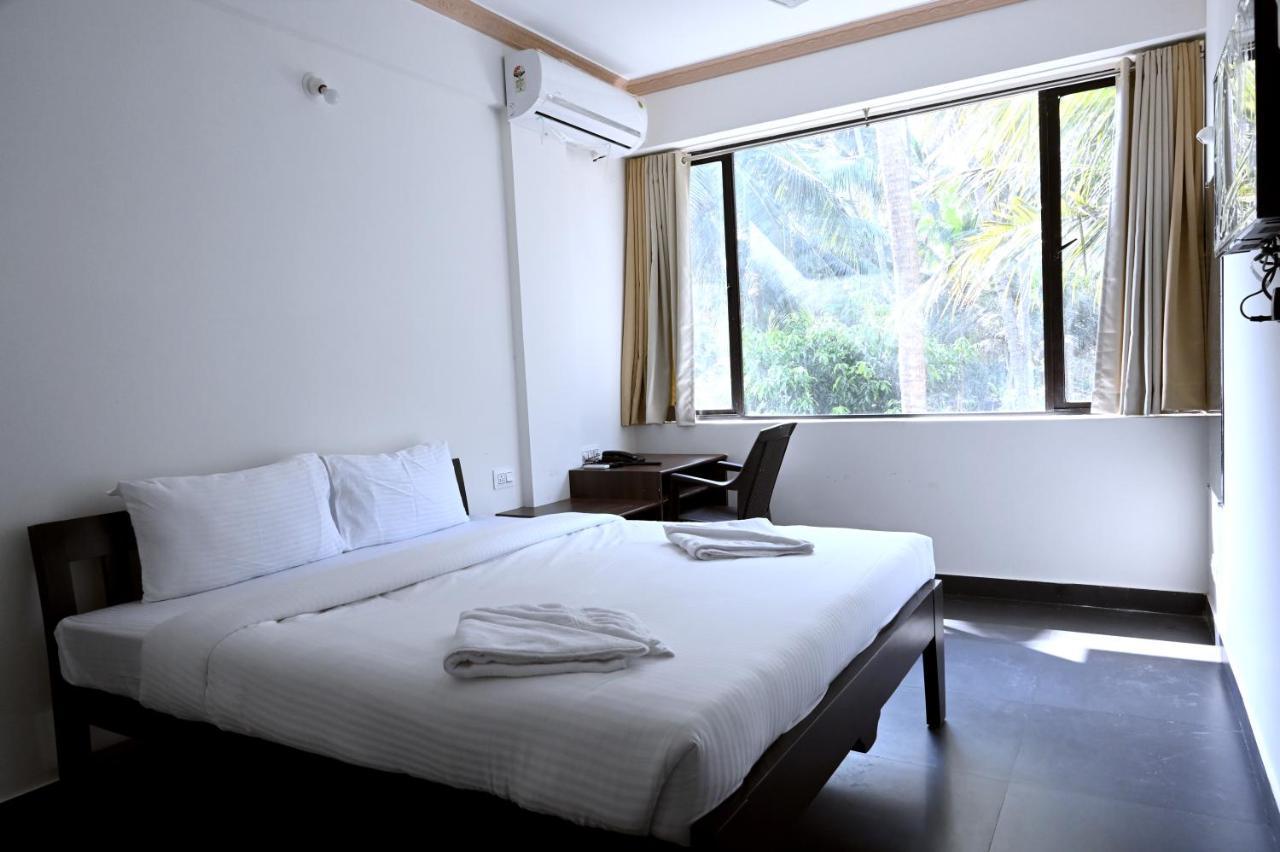 קלנגוטה Resort De Goa מראה חיצוני תמונה